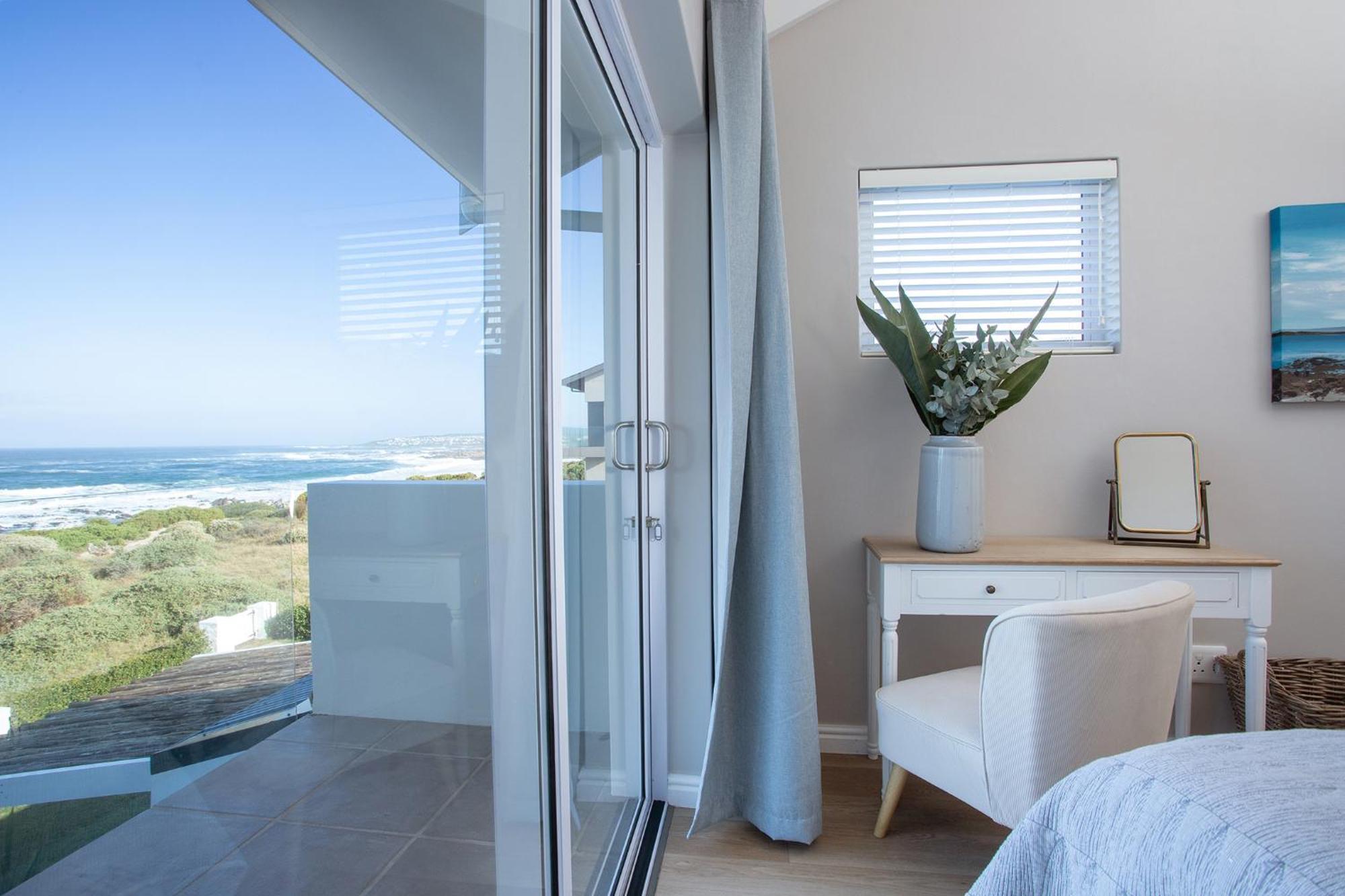 Seapearl Oceanfront Villa And Cottage Hermanus Eksteriør billede