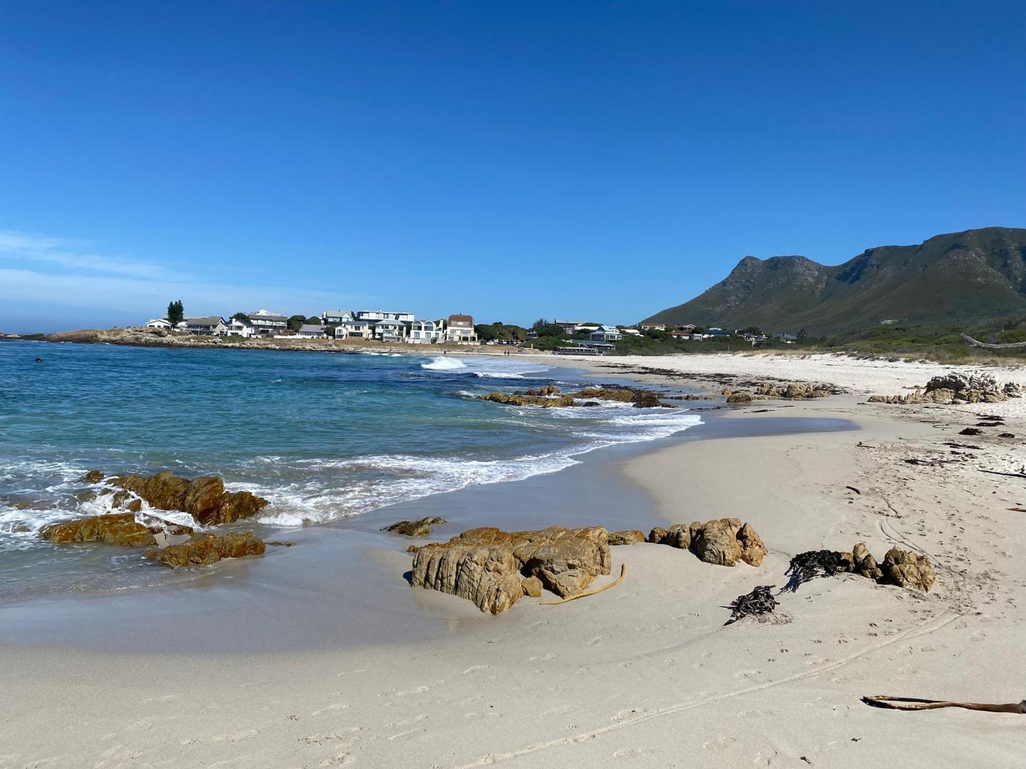 Seapearl Oceanfront Villa And Cottage Hermanus Eksteriør billede