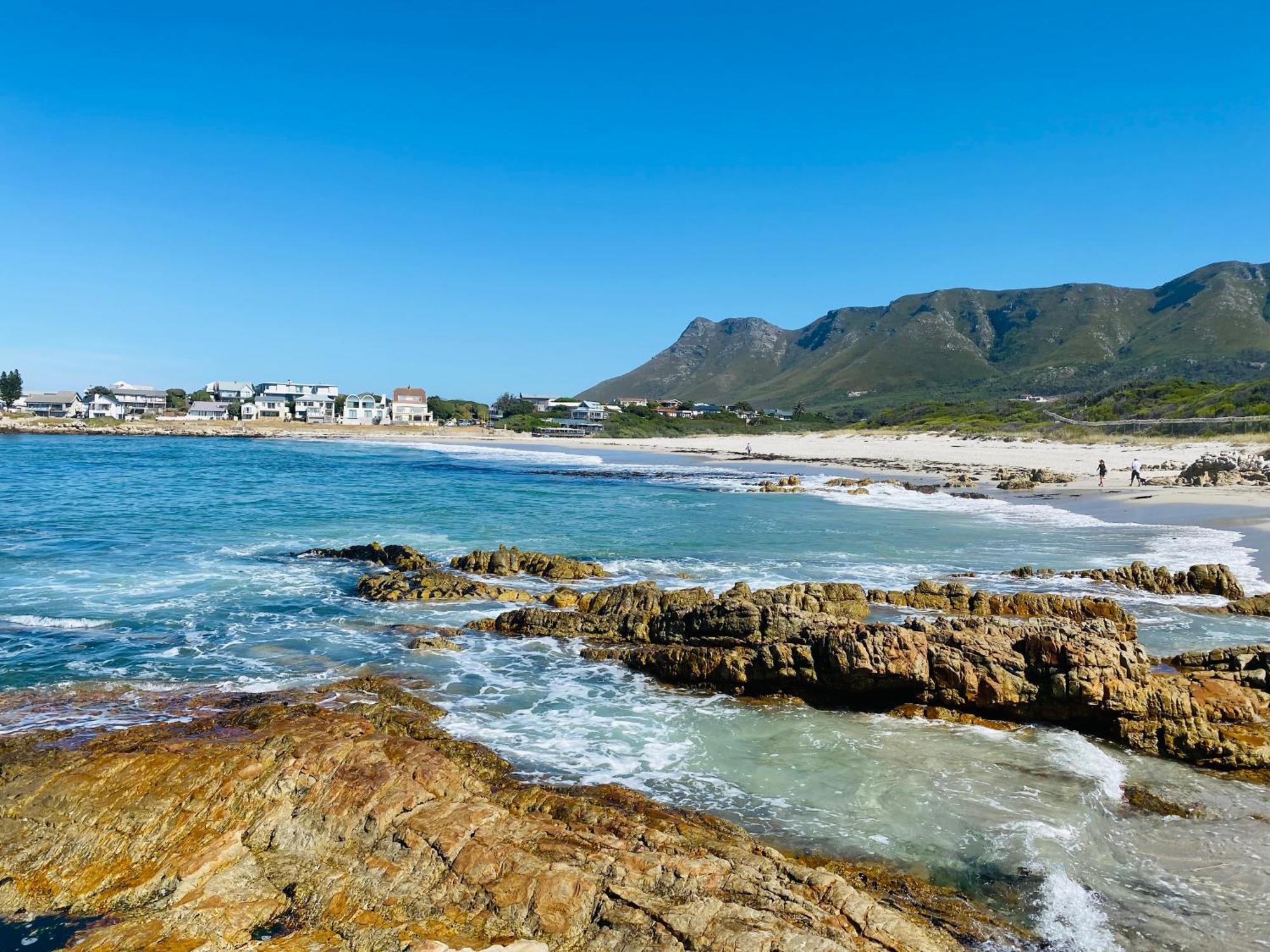 Seapearl Oceanfront Villa And Cottage Hermanus Eksteriør billede